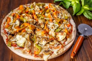 Super,Healthy,Whole,Wheat,Roasted,Vegetable,And,Mushroom,Pizza